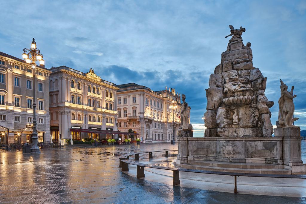 Grand Hotel Duchi D'Aosta Trieste Exterior photo